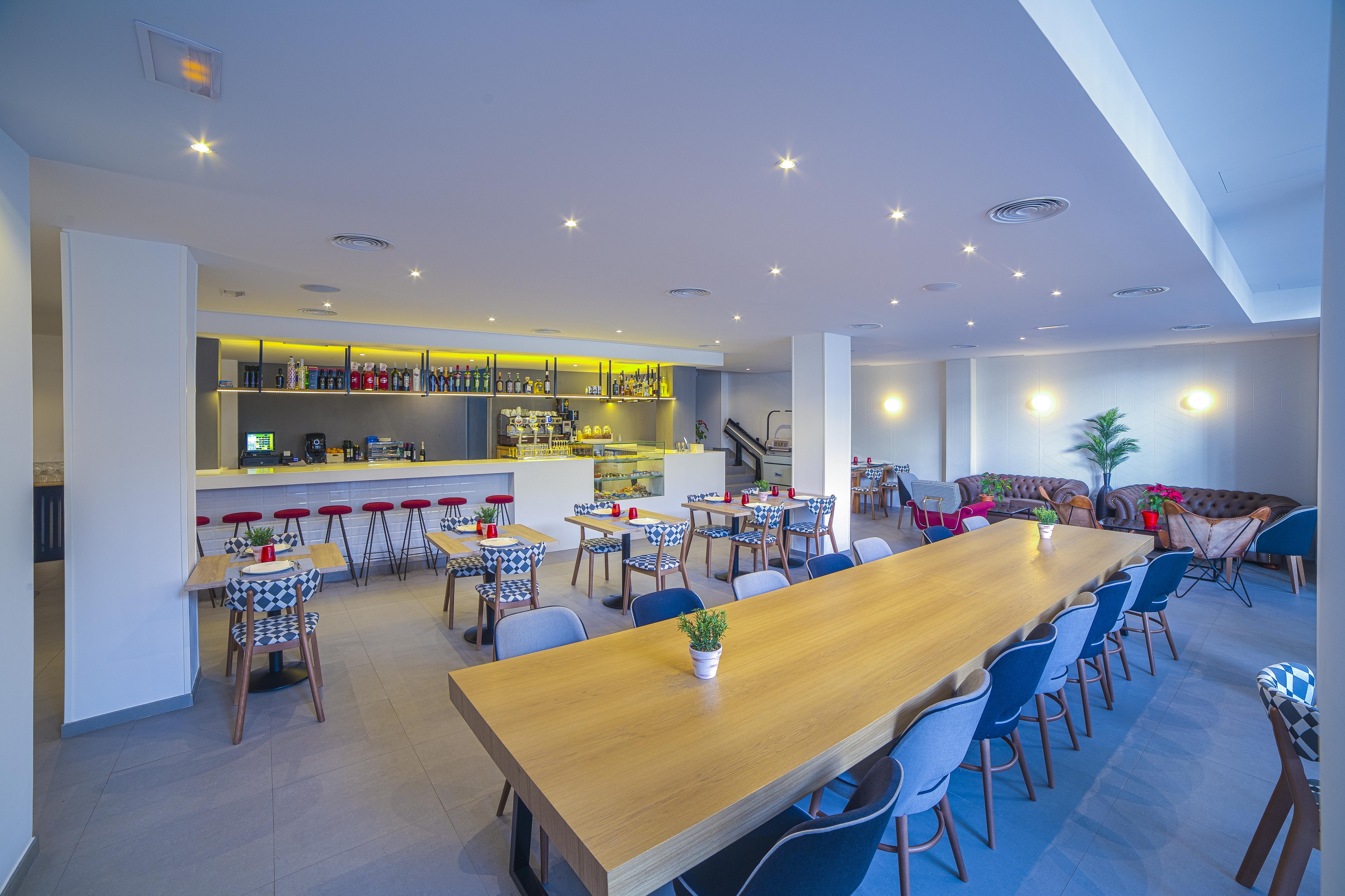 קאסאס איבנייס Hospedium Hotel Canitas Maite Gastronomico מראה חיצוני תמונה